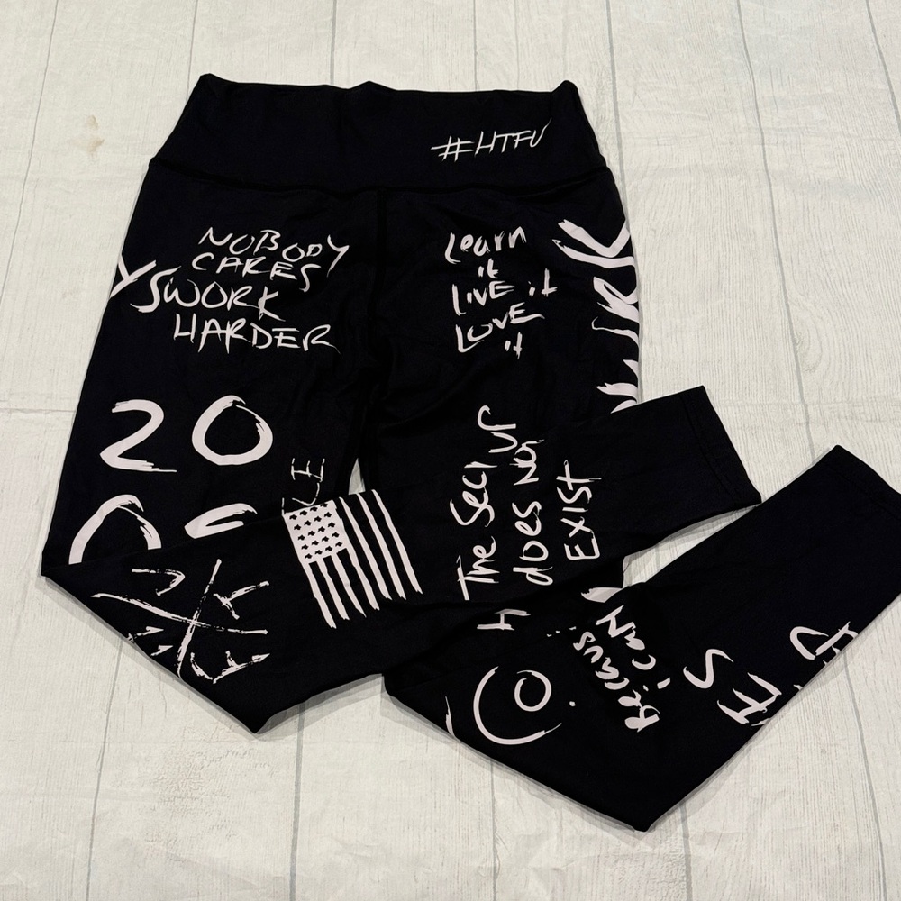 HTFU NWOT Medium Graphic Black Leggings